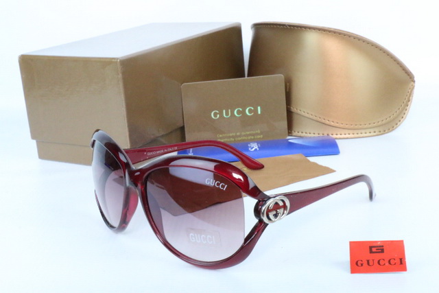 GUCCl Boutique Sunglasses 099